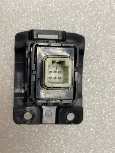 2016-2022 KIA NIRO HAZARD CENTRE SWITCH 93790-G5000 - Picture 4 of 9