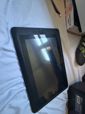 Wacom DTK-1300 Cintiq 13HD Creative Pen Display Tablet