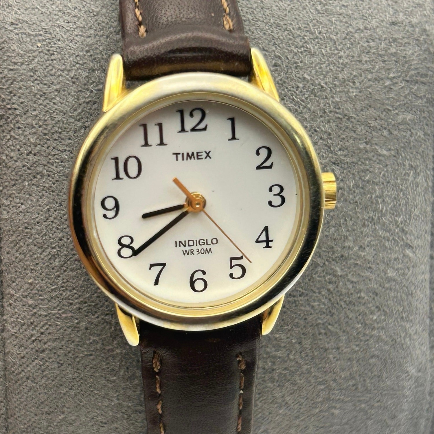 Timex Women’s Easy Reader Gold-tone Quartz Watch Working New Battery