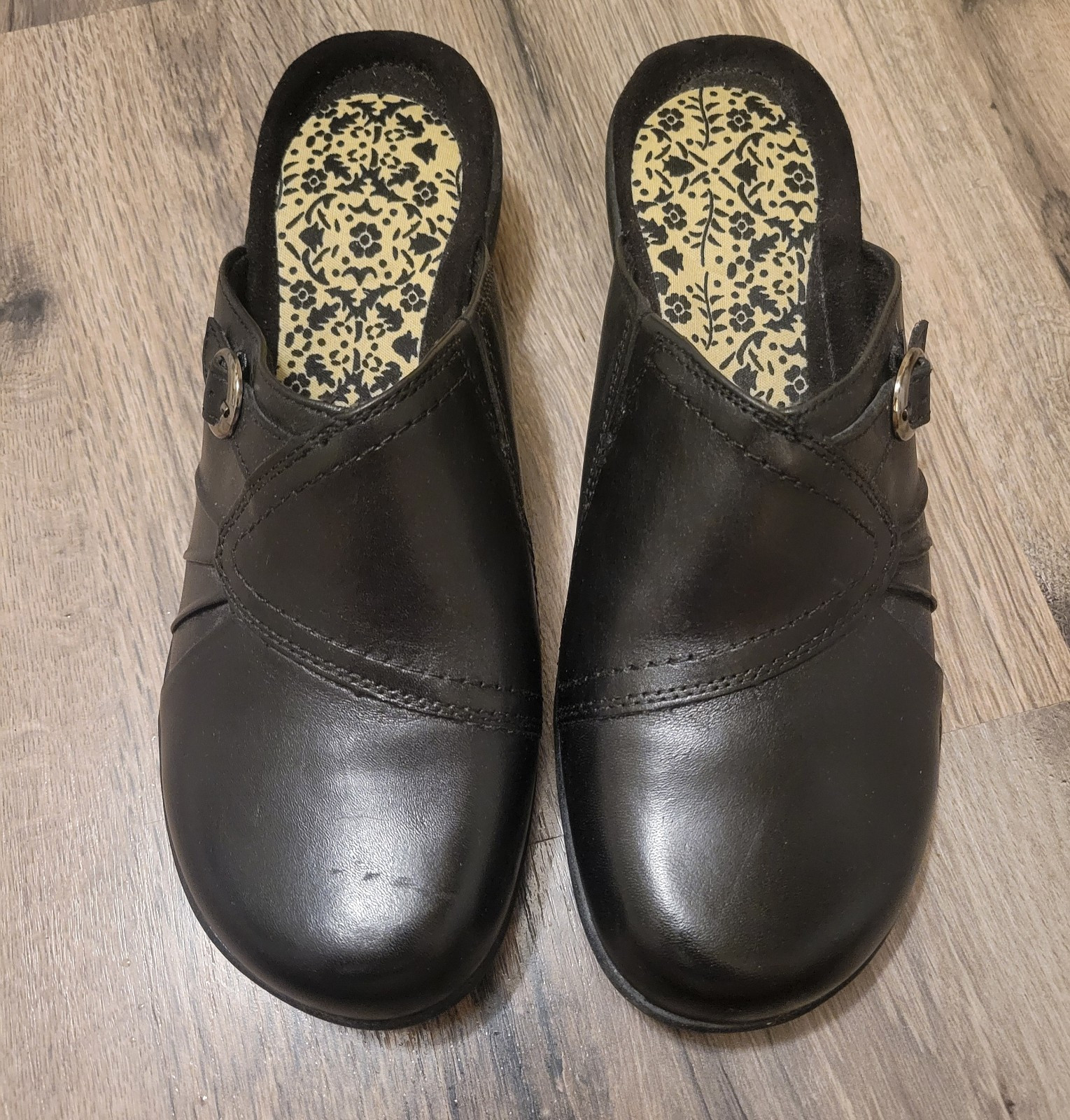 I Love Comfort Womens Shannon Black Leather Clogs Size 9 1/2