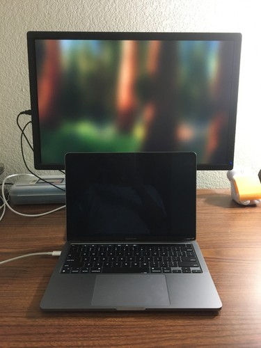 Apple MacBook Pro 2020 13" 8-Core M1,8GB RAM,256GB SSD,Gray,MDM,BAD LCD,BAD BATT
