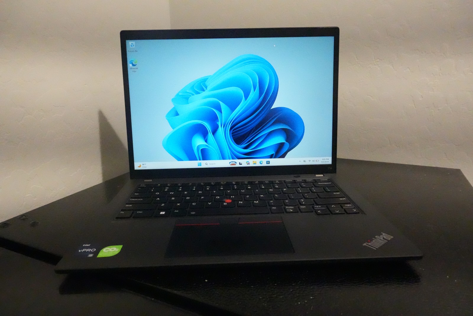 lenovo thinkpad t14 gen3, 14-Inch Laptop, with Intel Core i7-1270P 12th Gen., 512 GB SSD (Solid State Drive), Windows 11 Pro