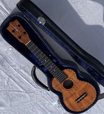 Kamaka Longneck/Super Soprano Deluxe HF-1LD With Hardshell Case  Humidifier