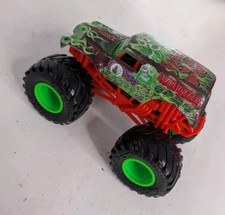 Spin Master Monster Jam Grave Digger Special Edition