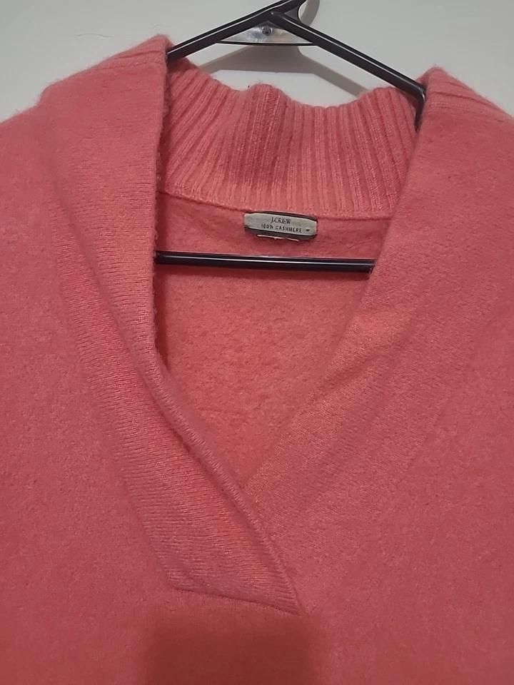 Camisa J Crew feminina manga longa gola V pura cashmere grossa rosa suéter vintage P - Imagem 3 de 4