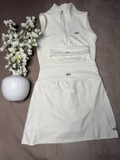 Alo Women s Tennis/Golf Athletic Skort White Solid Stretch Pull-On Logo Short S