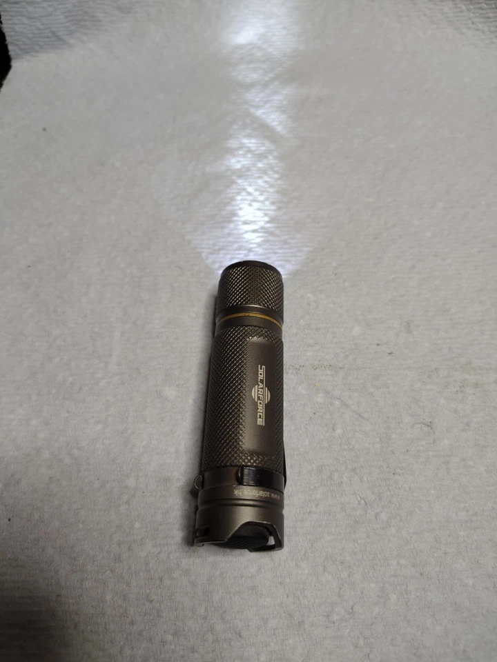 Solarforce Z1 LED Flashlight - Image 4 of 4