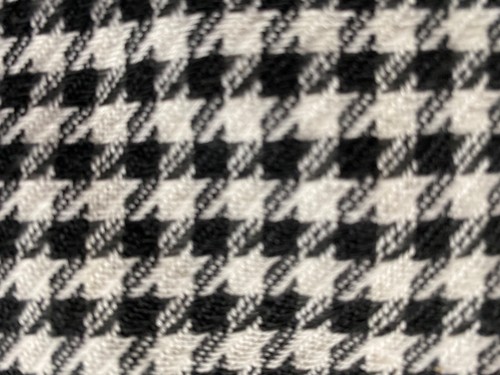Home Roots Décor Black and White Geo Long Lumbar Throw 100% Cotton EUC 48" x 48" - Picture 2 of 2