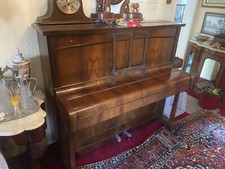 Murdock London Piano 