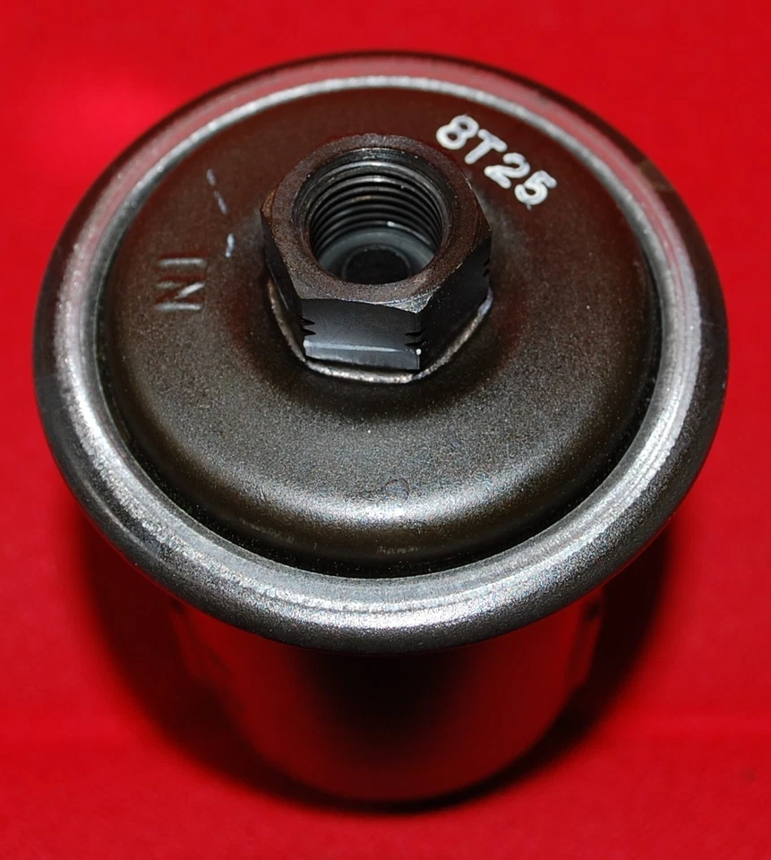 Filtro de combustible Bosch genuino 71629 Mitsubishi Expo Dodge Plymouth Colt Foto 4 de 4