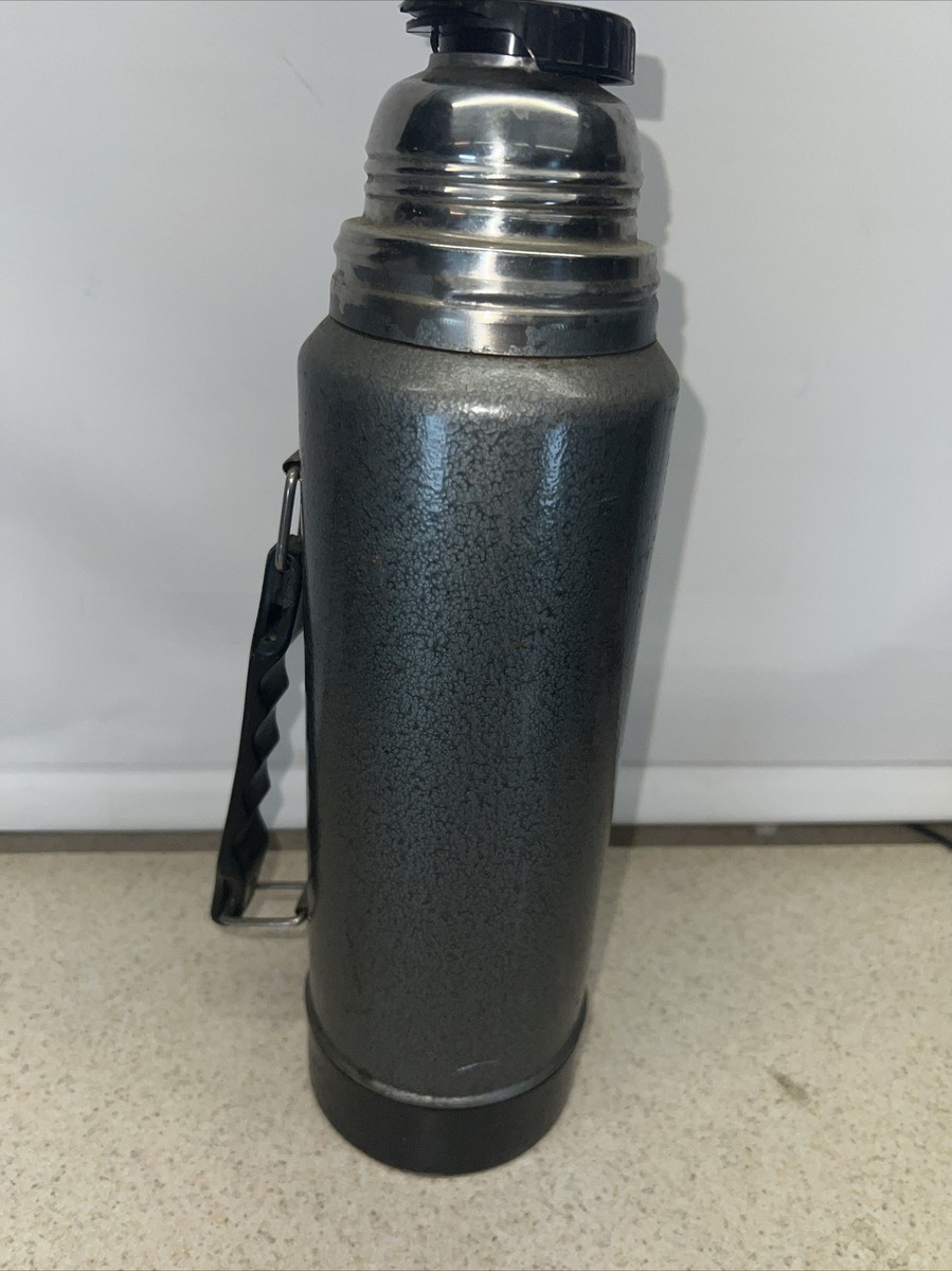 Vintage Aladdin SB950H Rugged American Thermos 1 Quart S. Steel