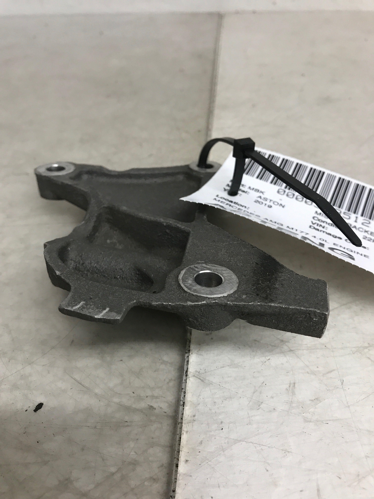 Misc. Bracket ASTON MARTIN 19