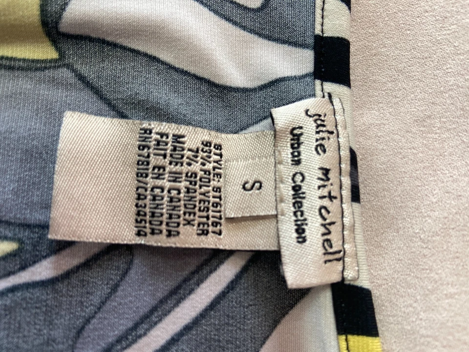 Top Julie Mitchell Urban Collection Multicolor Sedoso Manga Larga Cuello en V Talla S Foto 3 de 4