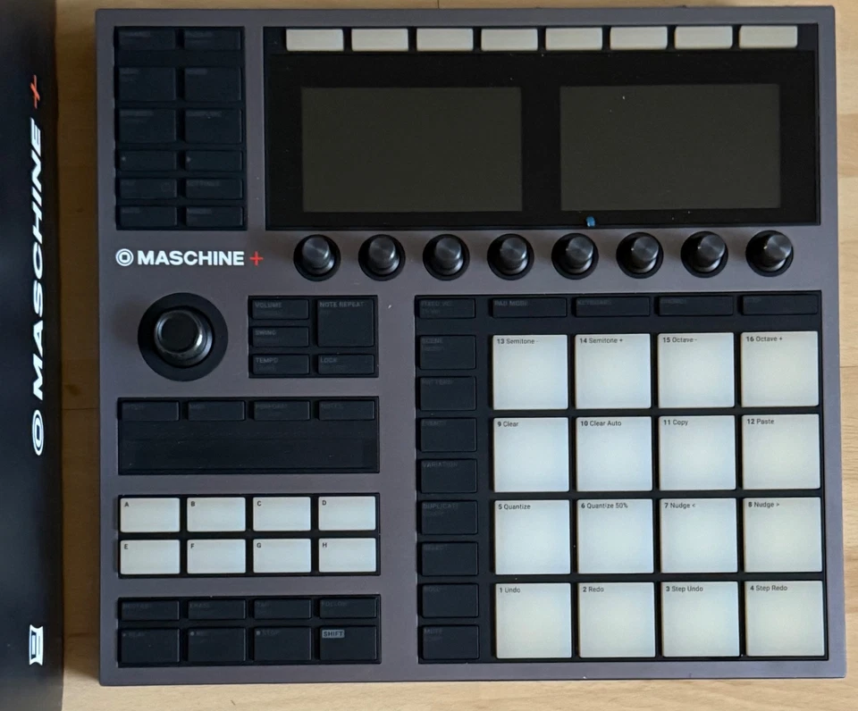 Native Instruments Maschine Plus inkl. 64GB Card OVP - Bild 3 von 4