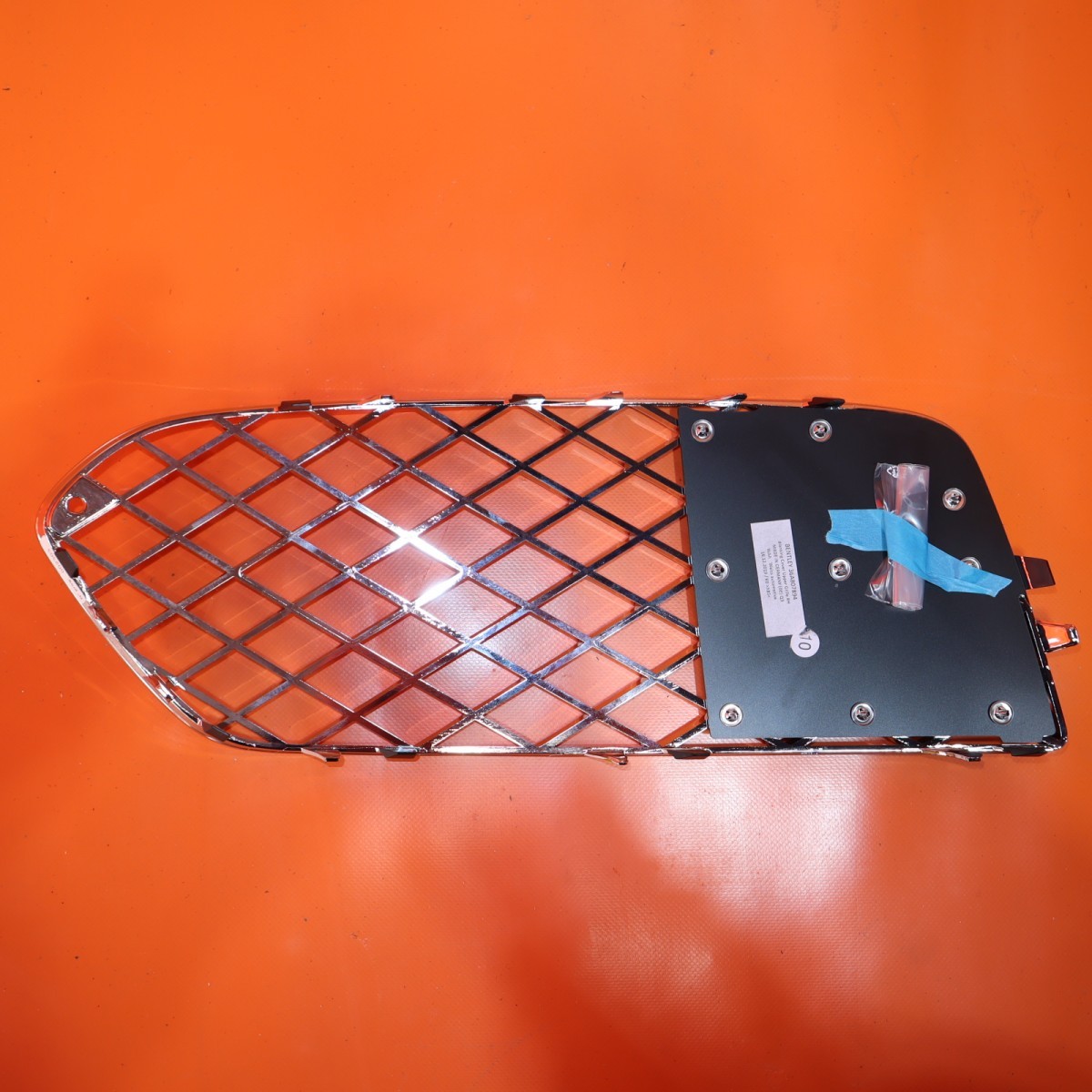 Bentley Bentayga 2016-2019 Right Lower Bumper grille Chrome