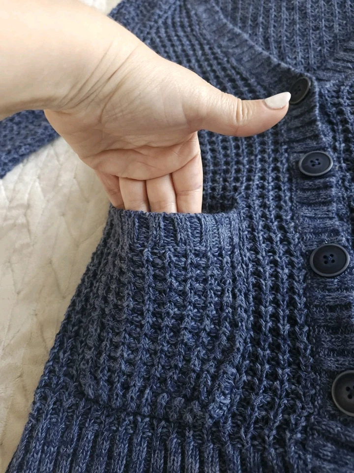 Cárdigan Suéter American Eagle Para Mujer Pequeño Azul Grueso Cable Tejido Botón Foto 3 de 4