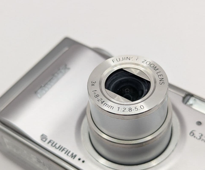 Fujifilm FinePix F11 Silver Digital Camera Super CCD Tested