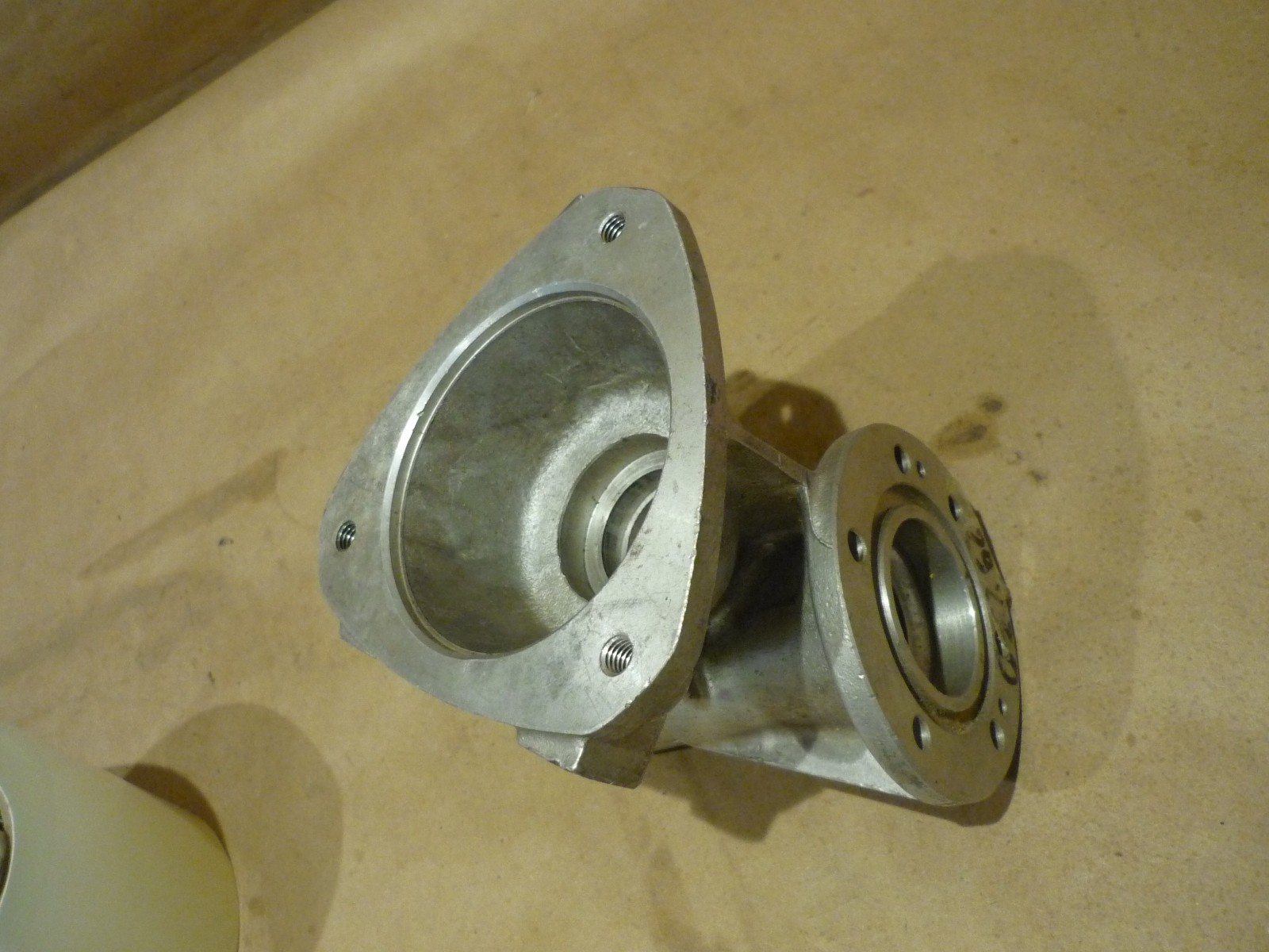 Ferrari 365 GTS - Distributor Drive Housing (NEW) - P/N 29230