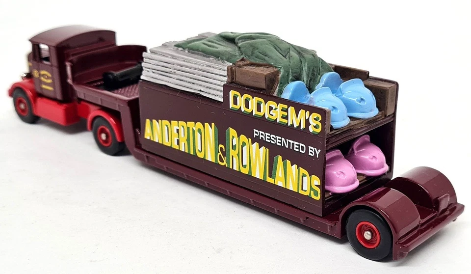 Lledo 1/76 Scammell Tractor Articulated Low Loader Dodgems Showmans Truck - Image 4 of 4