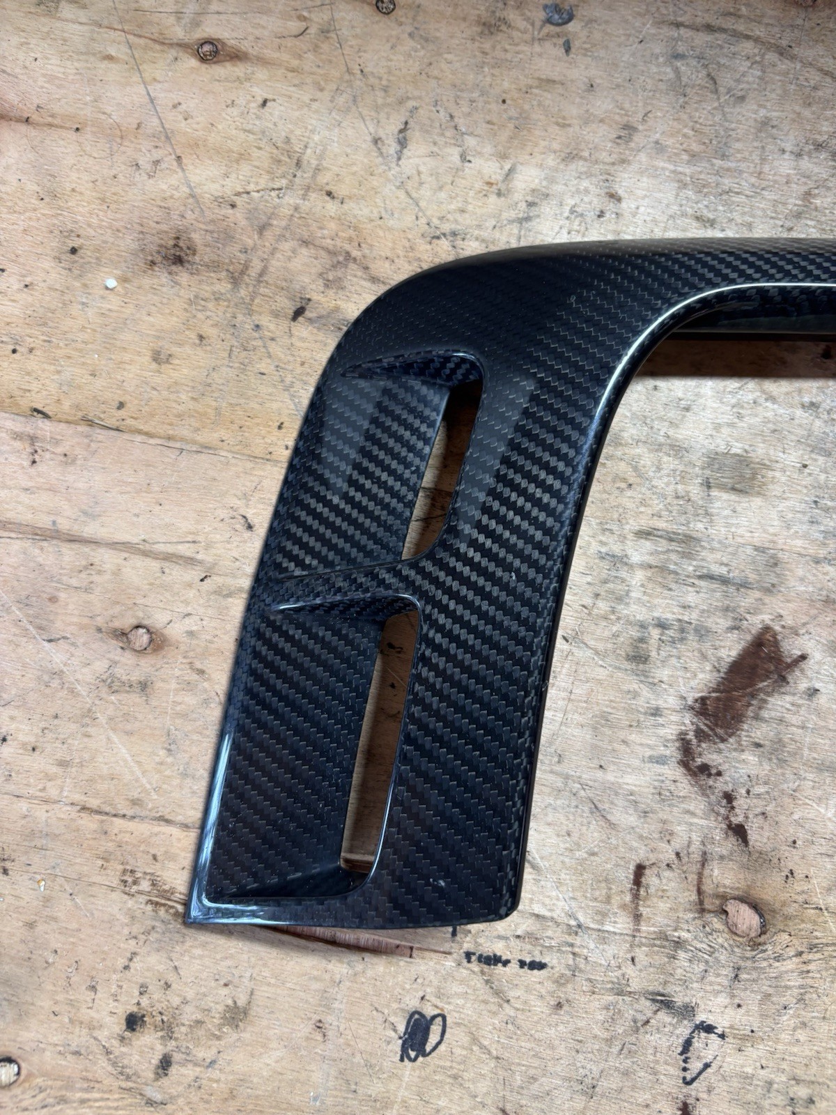 2015-2020 BENTLEY Bentayga RH Carbon Fiber Air Blade 36A071108 Front Bumper 