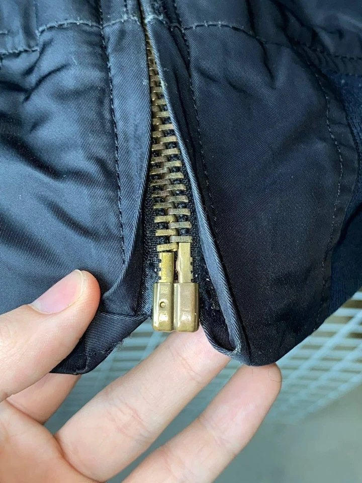 Alpha Industries MA-1/L-2B Bomber Flight Jacket Black Nylon Padded Size M Used - Image 4 of 4