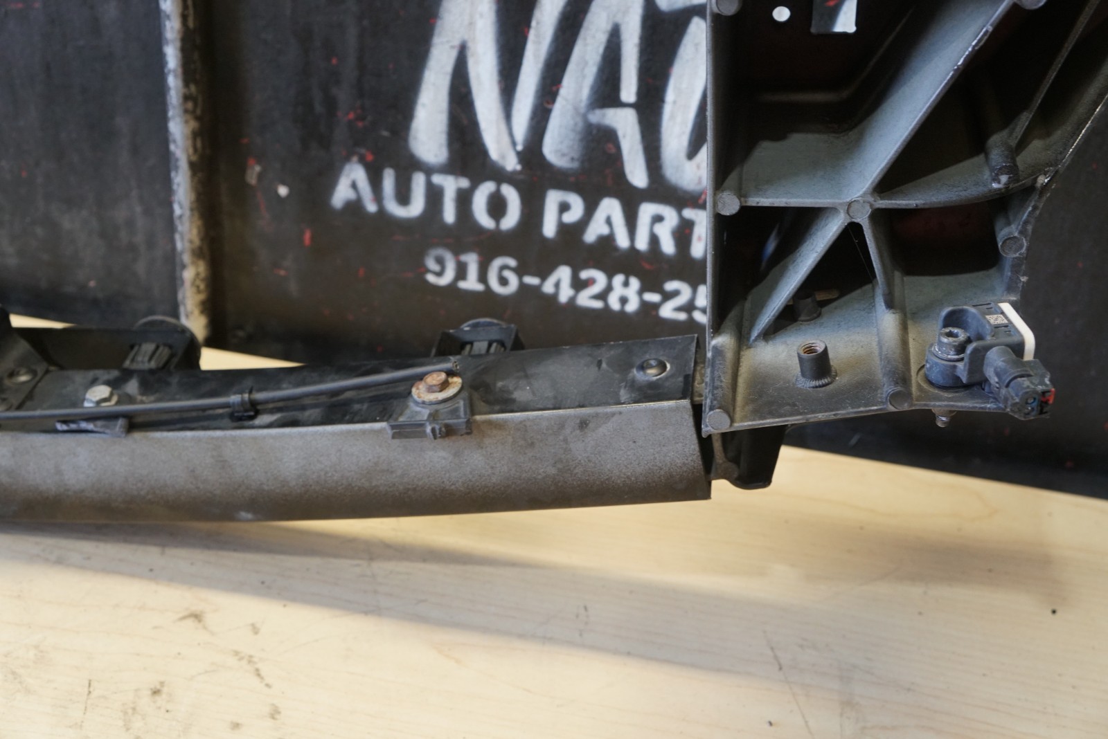 Maserati Ghibli 2014-2017 Front Upper Radiator support P/N 670008731
