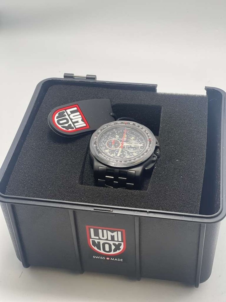 Luminox Herrenuhr Chronograph für Piloten Titan F-22 Raptor