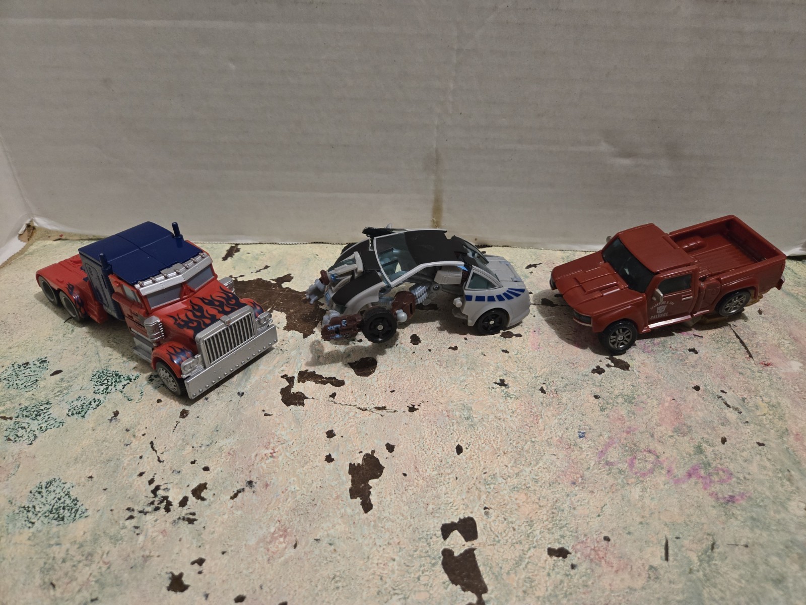 Transformers Lot of 3  Decent And Broken