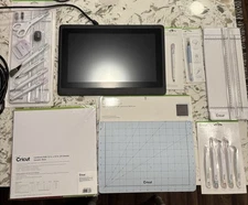 Wacom Cintiq 16 kit with accessories 