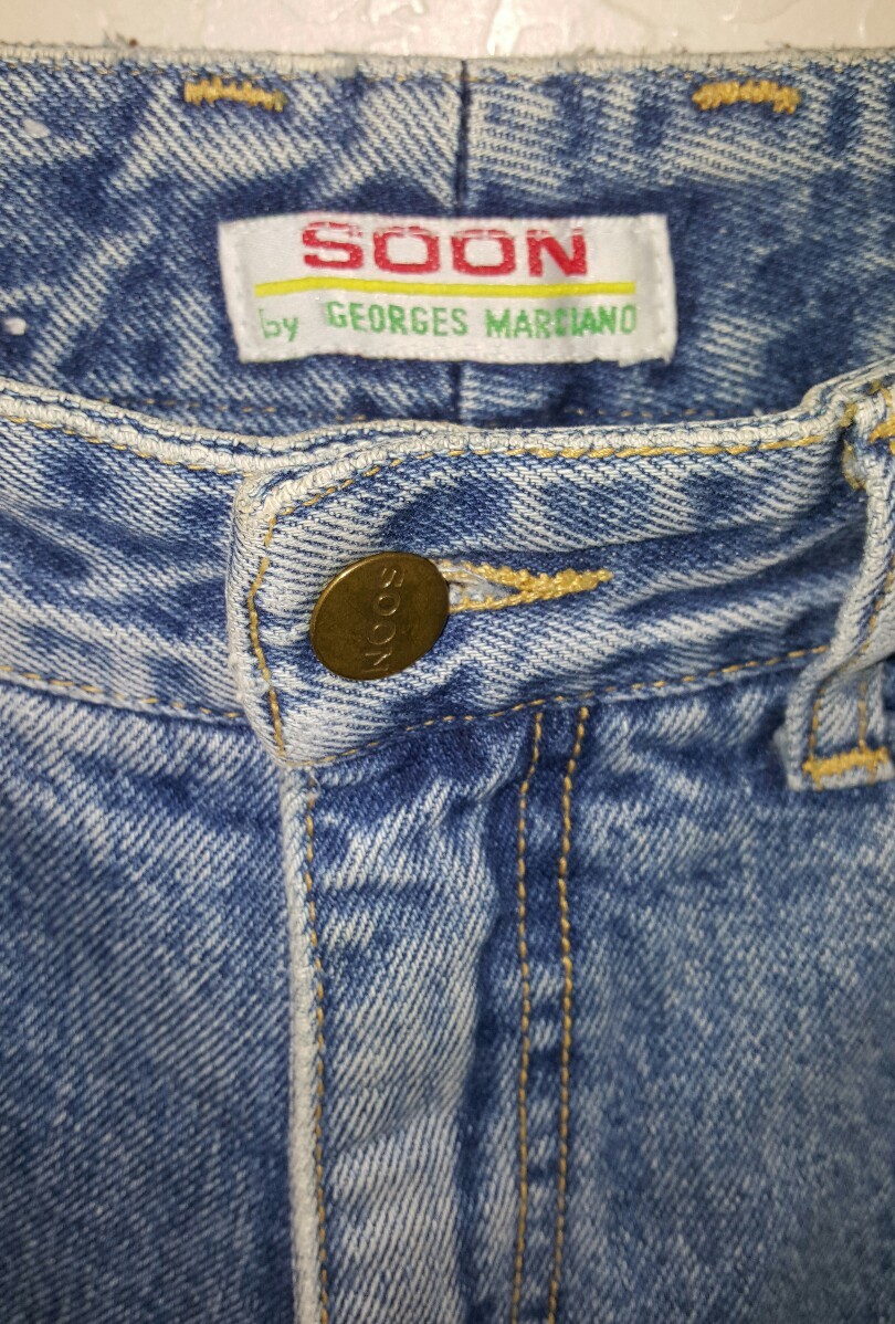 Picture 2 of 5