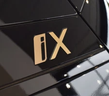 PLATES BMW IX XDRIVE40 XDRIVE50 M60 SPORT BUSINESS FIRST CLASS BRONZE TITANIUM