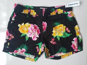 old navy black shorts