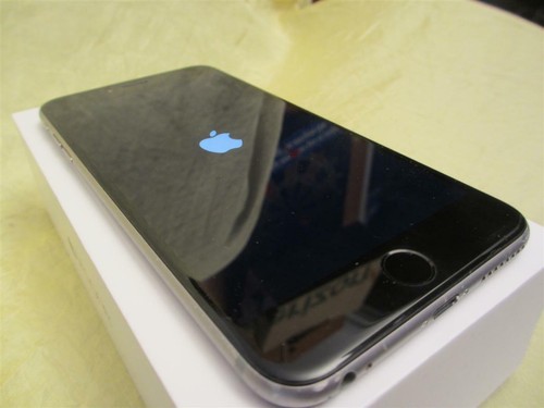 Apple iPhone MGCN2LL/A iphone 6 Plus + gwiezdna szarość 128GB odblokowany Verizon A1522 - Zdjęcie 9 z 10