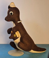KANGAROO MOTHER AND HER JOEY EXCELSIOR PLUSH, STUFFED ANIMAL. MID CENTURY. 8 IN.