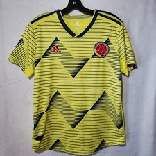 Colombia National Soccer Jersey Women’s Large Yellow Striped Short Sleeve