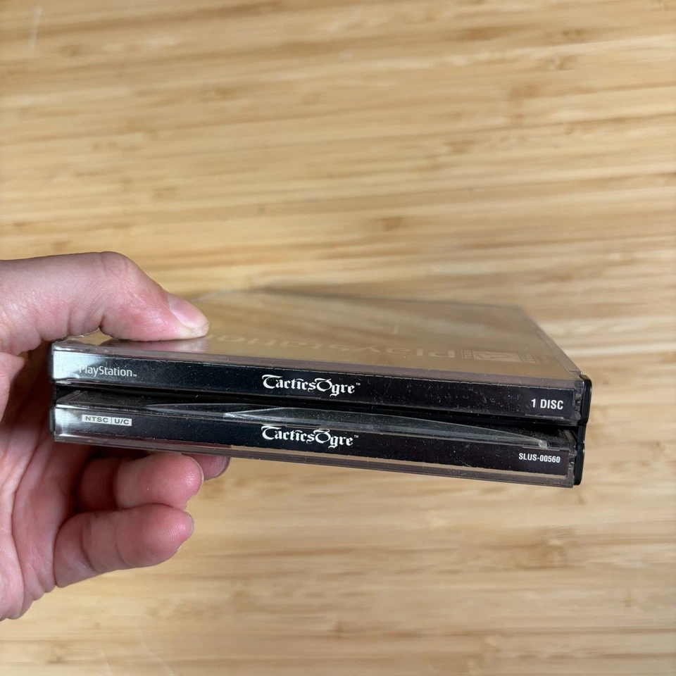 Tactics Ogre (Sony PlayStation 1 PS1, 1997) COMPLETE CIB with Manual - Image 3 of 4