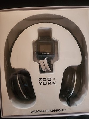 # 11 $95.00 RETAIL Zoo York Mens Watch and Headphones Set