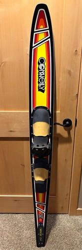 Connelly USA Short Line Graphite 67" vintage Slalom Competition Waterski