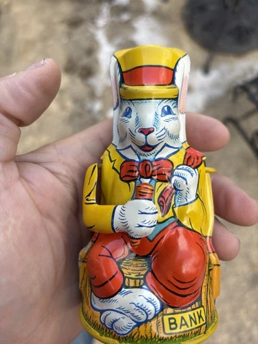Vintage Chein UNCLE WIGGLY Rabbit Eating Carrot Tin Litho Mechanical Bank Toy