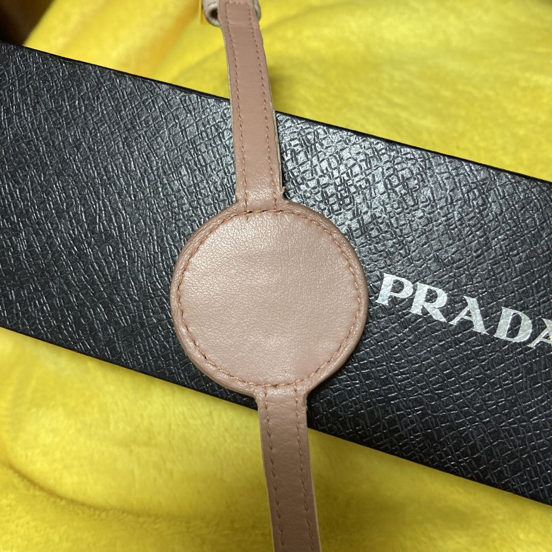 Prada Women Rada Bracelet Bangle Watch Motif Vintage 864870695 thumbnail 3