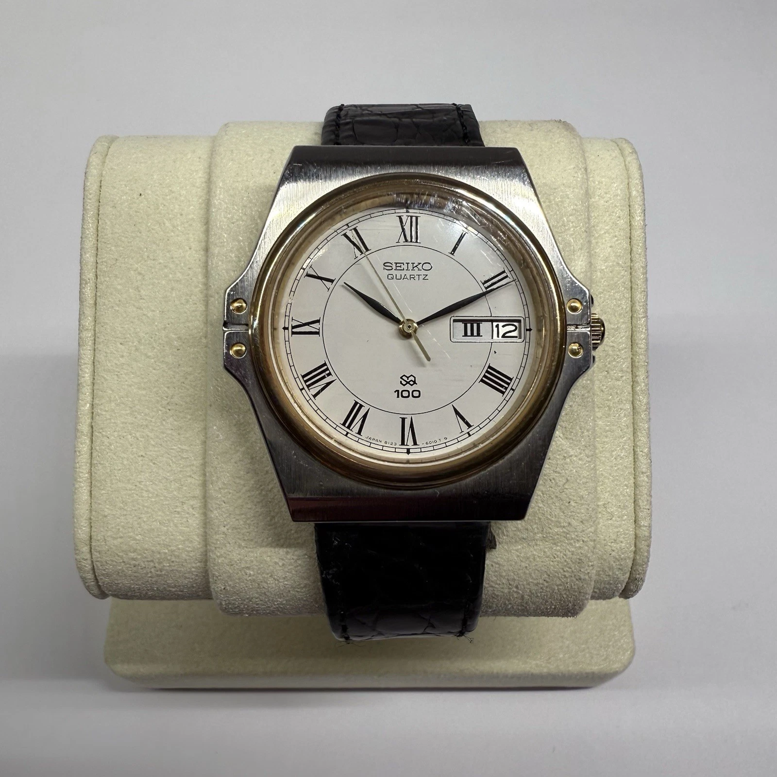 SEIKO 8123-6000 SQ-100 Quartz Day-Date Men Vintage Watch W77 *New Battery