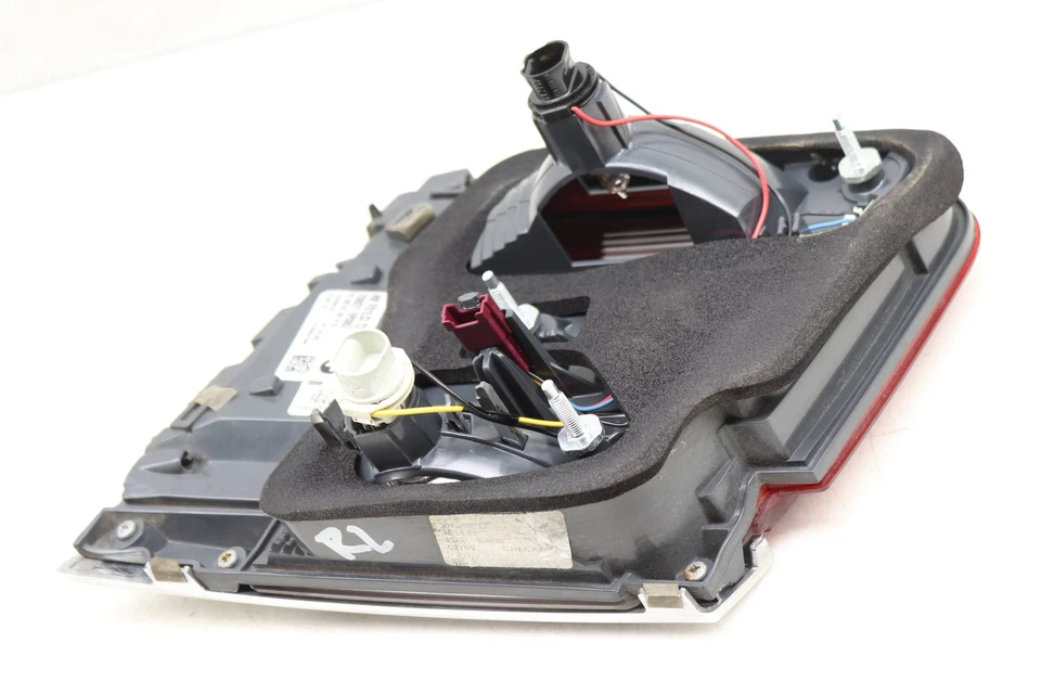 BMW ALPINA B7 2013-2015 - Luz trasera interior izquierda / lámpara 7300271 Foto 3 de 4