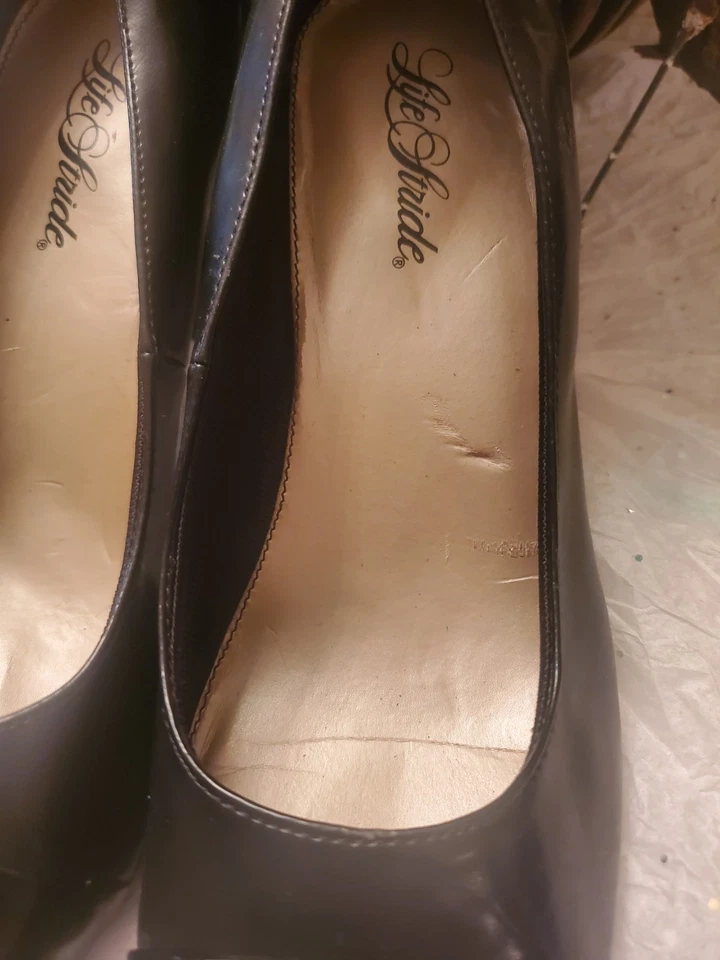 Zapatos de salón Life Stride negros de tacón alto talla 10W • Zapatos de vestir para mujer • Cómodos Foto 2 de 4