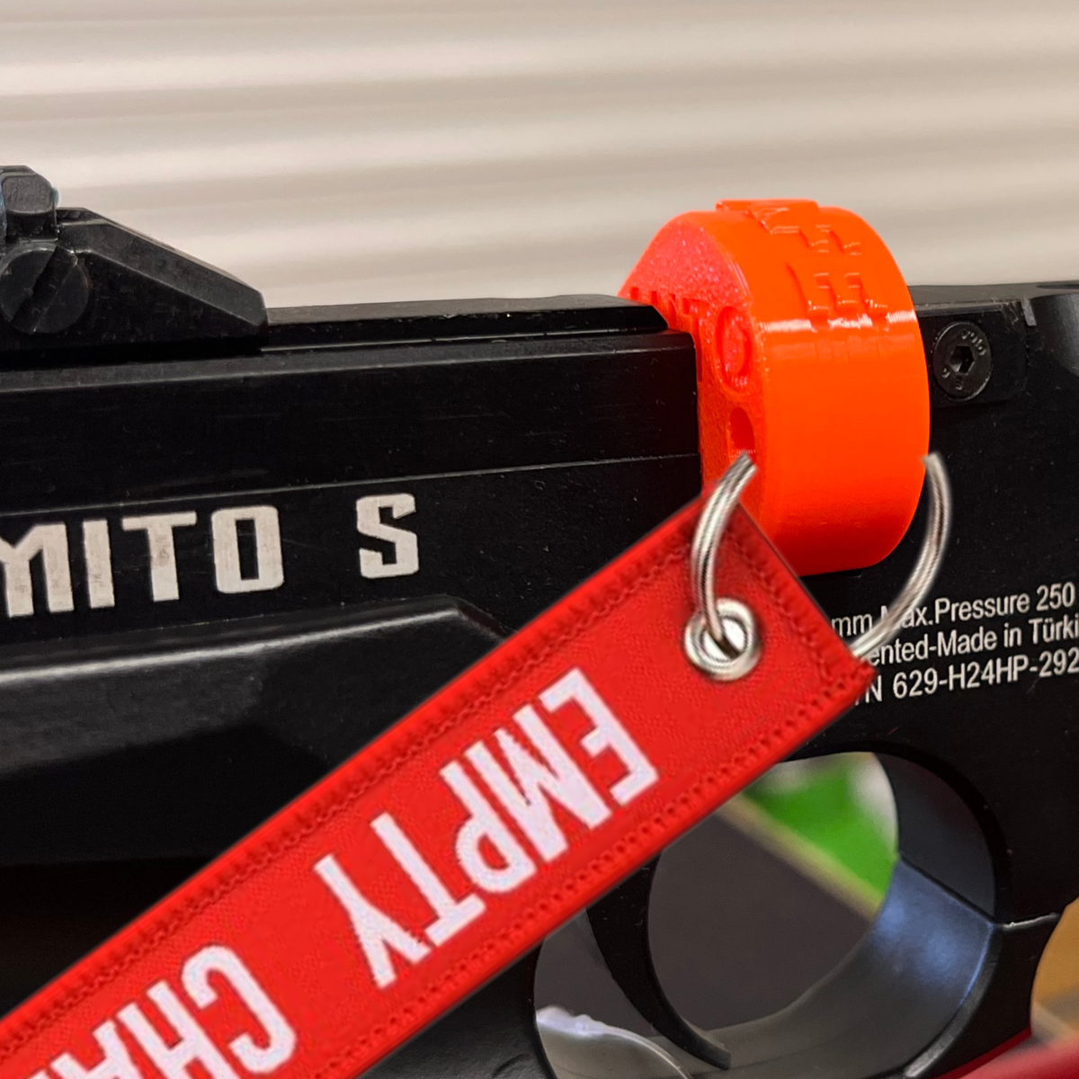 Reximex Mito Safe Magazine Air Pistol Safety Flag Empty Chamber