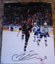 CAYDEN LINDSTROM SIGNED 8X10 GLOSSY PHOTO MEDICINE HAT COLUMBUS BLUE JACKETS (E)