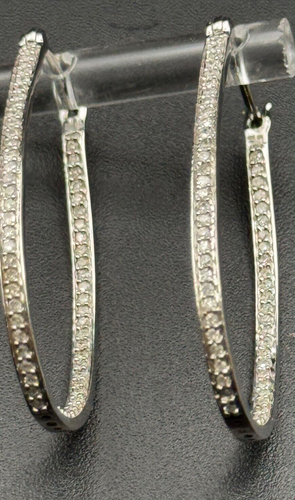 10k White Gold and 100+ Diamond Oval Hoop Earrings - Glam! - Foto 14 di 21