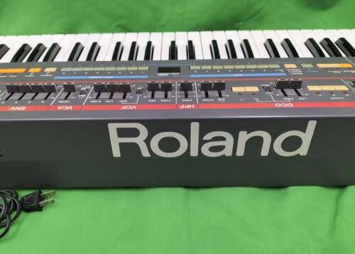 Roland JUNO-106 6 Voice Polyphonic Synthesizer From Japan - Picture 4 of 19