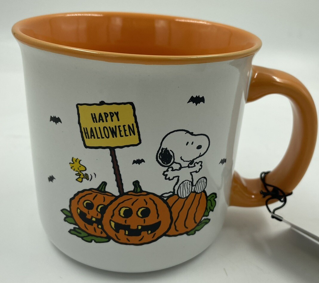 2024 PEANUTS GIBSON Coffee Mug SNOOPY HAPPY HALLOWEEN TRICK OR