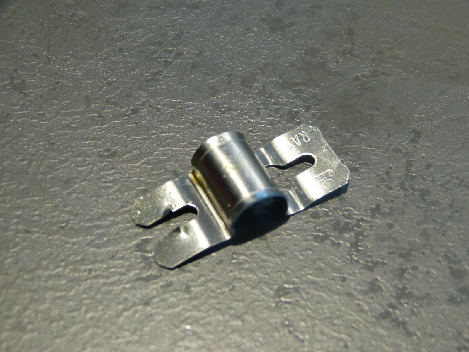 Halter Clip Blech Handbremsseil VW Golf 2 CL GL GT GTI 16v G60  