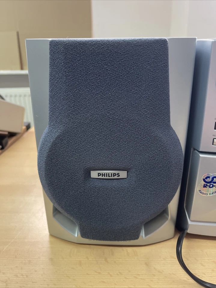 PHILIPS MC148/22 HiFi Anlage Kompaktanlage CD CD-RW MP3/WMA-CD Kassette Tuner - Bild 2 von 4